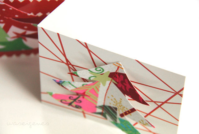 DIY Weihnachtskärtchen aus Klappkarten und Stoff basteln | Weihnachtskarten | Basteln zu Weihnachten | Material | waseigenes.com DIY Blog