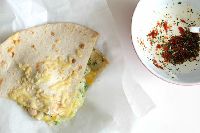 Quesadillas mit cremiger Broccoli-Bohnen-Mais-Fuellung Kochzauber was eigenes Blog