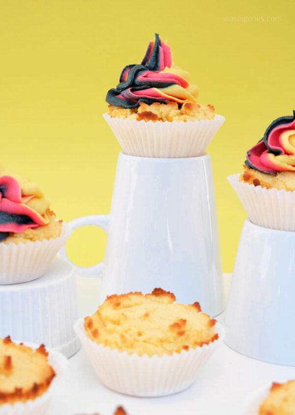 Low carb Muffins mit Kokosmehl und Xucker.