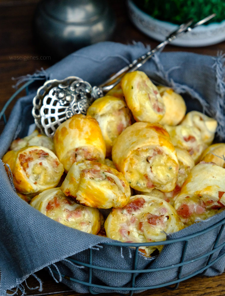 Mini Schnecken Aus Blätterteig Mit Käse Und Schinken — Rezepte Suchen