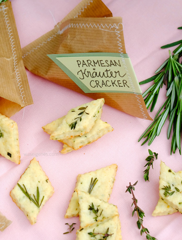 Parmesan Kräuter Cracker | Thermomix Rezept | waseigenes.com