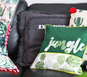 Ein Dschungel auf meiner Couch | urban jungle Stoffprints & Boho Quasten.