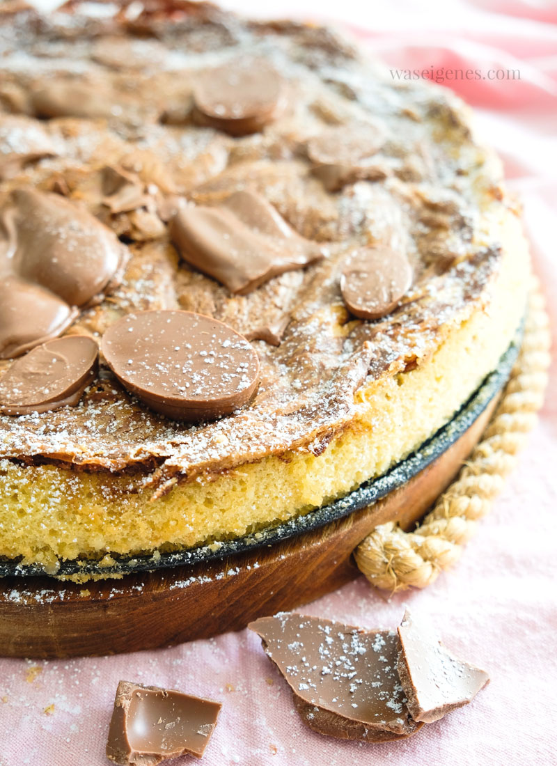 Bye bye Osterhasi! Rezept für einen super schokoladigen Schokokuchen mit übrig gebliebenen Schokoladen Osterhasen | waseigenes.com