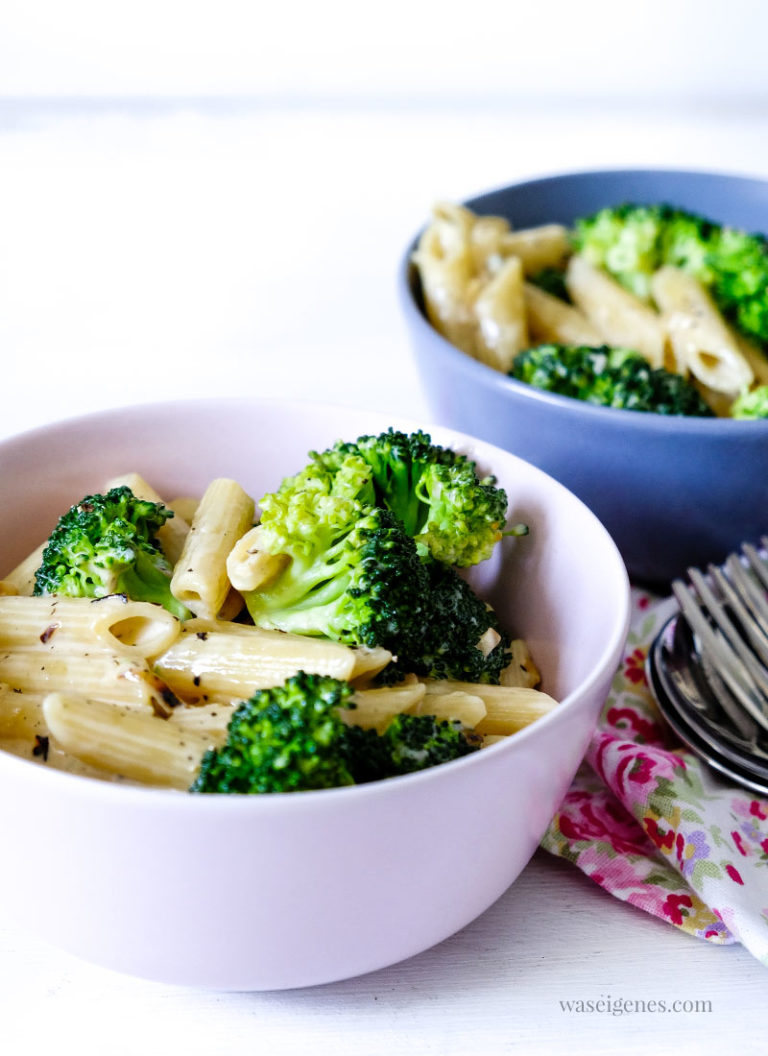 Rezept: Penne mit Brokkoli in cremiger Gorgonzola-Sahnesoße