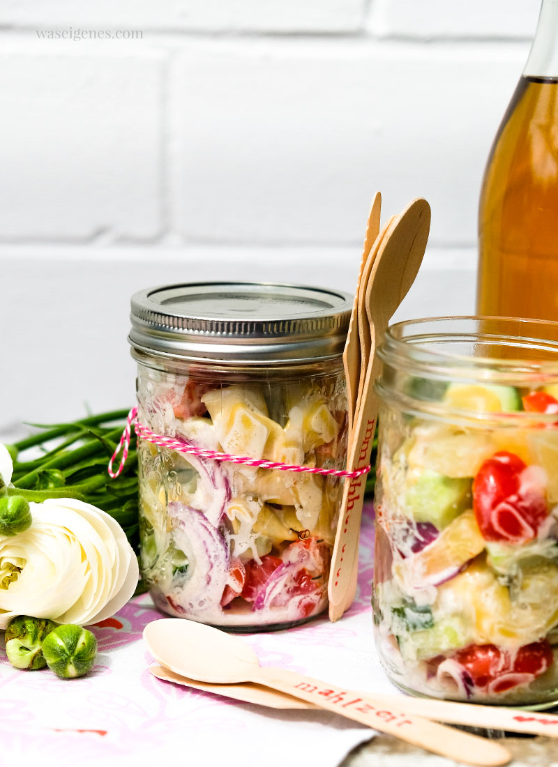 Rezept: Süß-scharfer Tortellini Salat mit Ananas und Dijon-Senf-Dressing | waseigenes.com