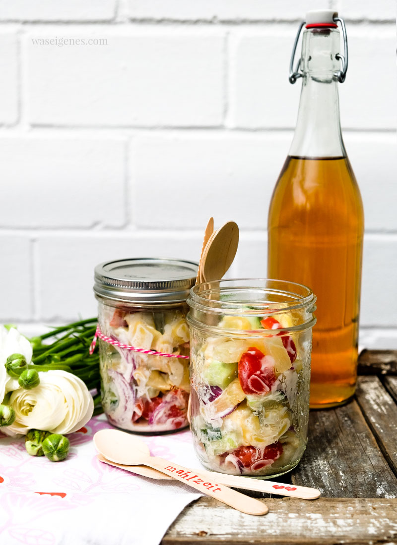 Rezept: Süß-scharfer Tortellini Salat mit Ananas und Dijon-Senf-Dressing | waseigenes.com