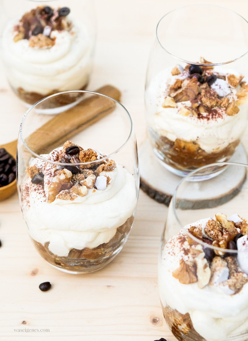 Rezept: Kaffee Dessert mit Pfeffernüssen, Walnüssen, Mascarpone Creme & purem Kaffeegenuss, waseigenes.com #kaffeedessert #genussmomente #kaffeeliebe #kaffeezeit #pfeffernüsse 