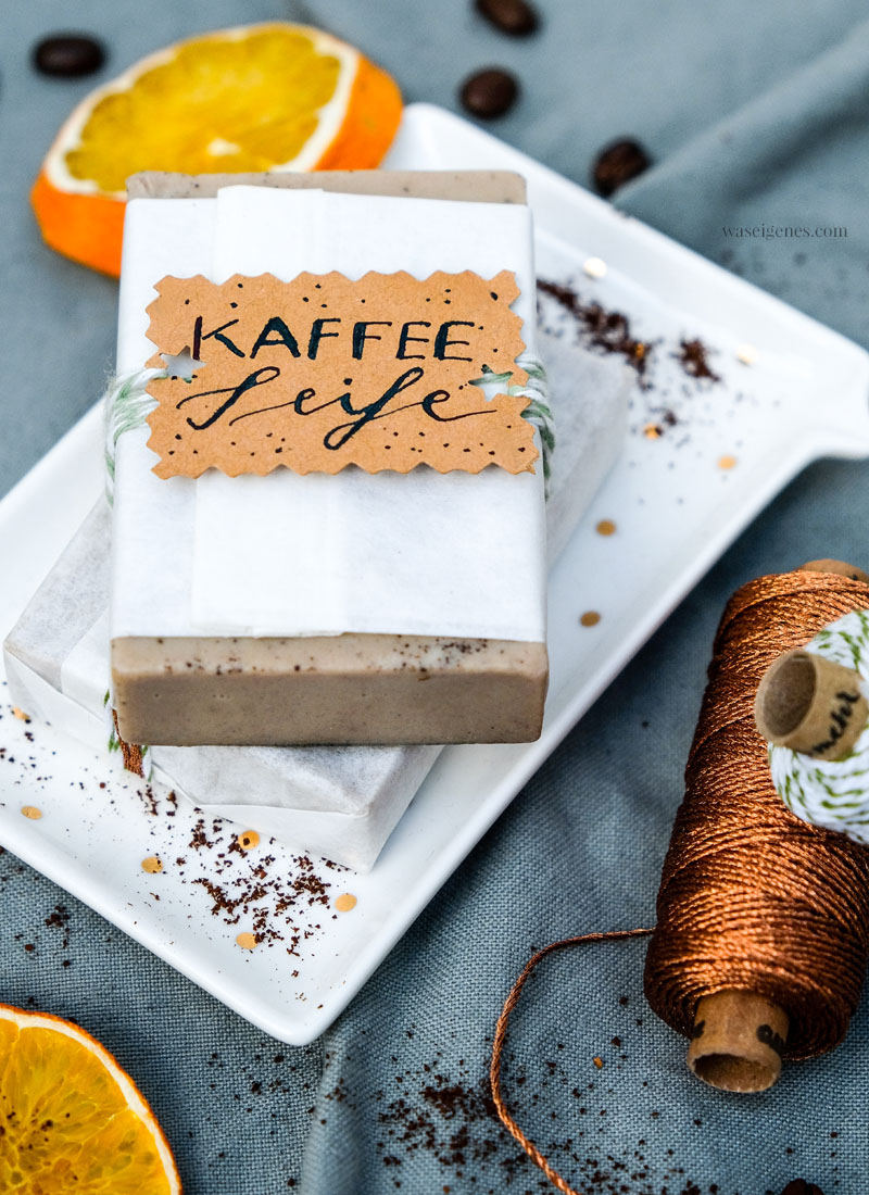 DIY Kaffee Seife, Kaffee Seife mit Orangenduft selber machen, Schritt-für-Schritt-Anleitung, waseigenes.com | #kaffeeseife #diy #seifeselbermachen #waseigenesblog