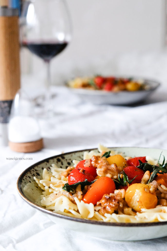Pasta mit Salbei-Walnussbutter und süßen Kirschtomaten | was eigenes
