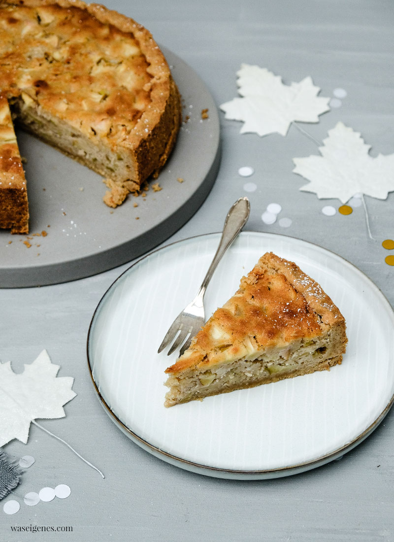 Ein Rezept für einen köstlichen Apfel-Marzipan-Kuchen.