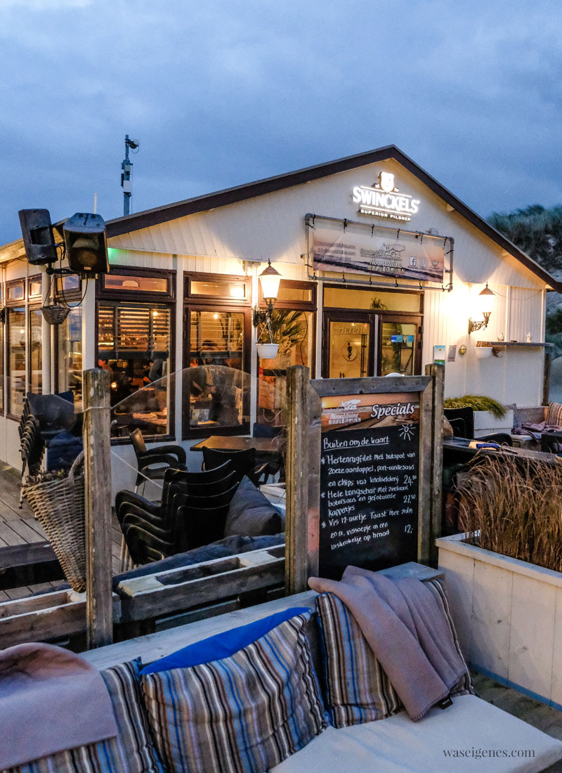 Strandpaviljoen Noordduine - gutes Essen, nettes Personal, gemütliches Restaurant mit großer Terrasse, Urlaub in Holland, waseigenes.com