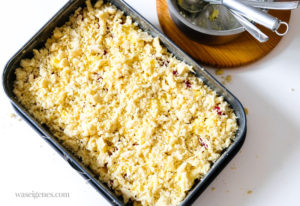 Rezept: Himbeer-Streuselkuchen | einfaches Sommerrezept mit Beeren und Streuseln | Was backe ich heute? Kuchenideen von waseigenes.com