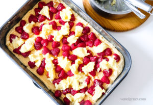 Rezept: Himbeer-Streuselkuchen | einfaches Sommerrezept mit Beeren und Streuseln | Was backe ich heute? Kuchenideen von waseigenes.com