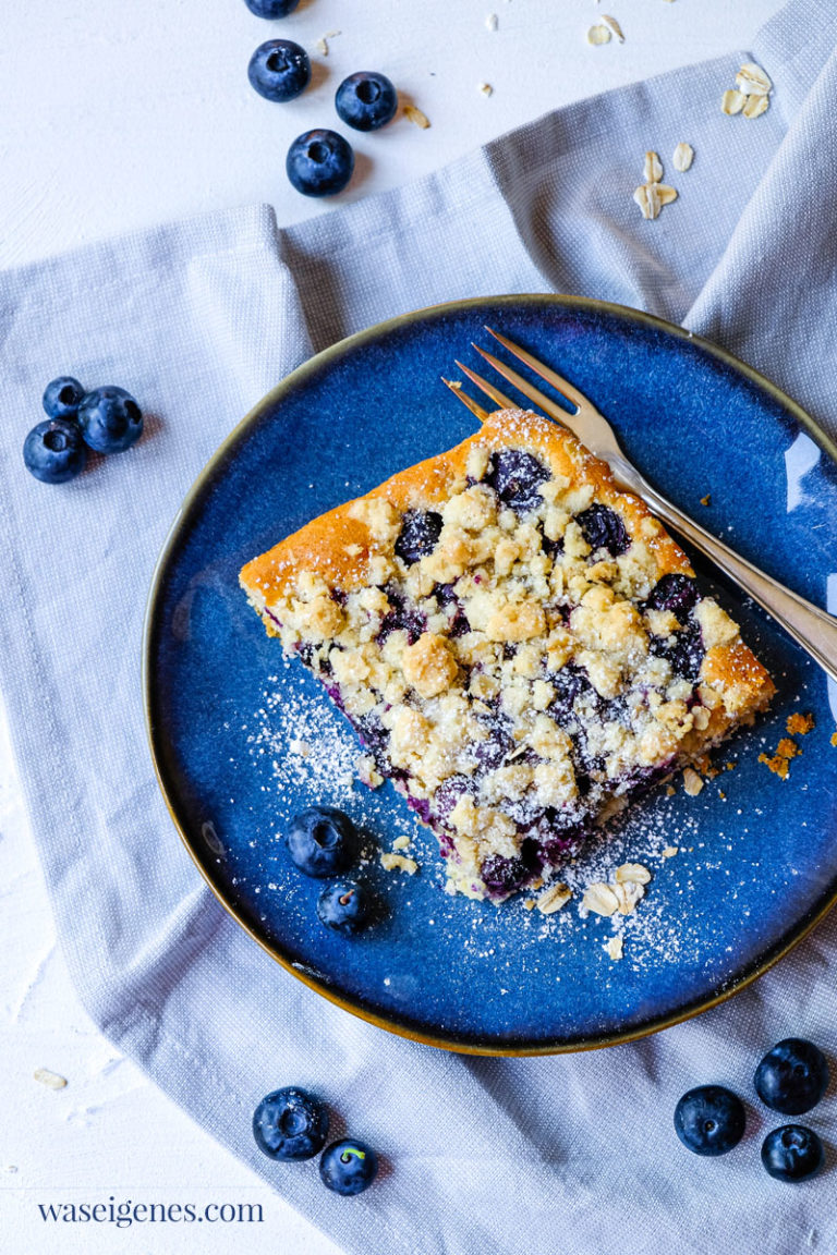 Blaubeerkuchen mit Haferflocken-Streusel | was eigenes Blaubeerkuchen mit Haferflocken-Streusel | was eigenes