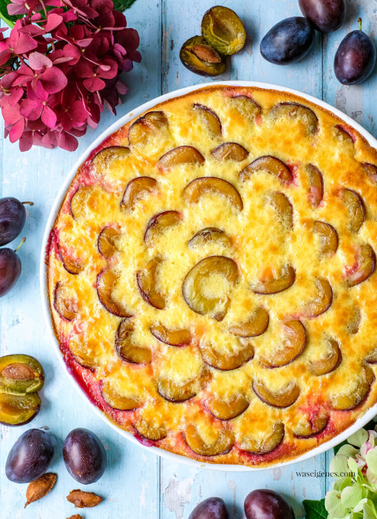 Pflaumentarte mit Pudding-Schmand-Guss | waseigenes.com