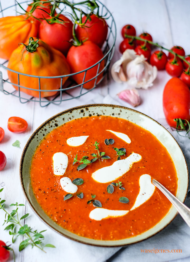 Rezept: Tomatensuppe - frisch, würzig, einfach selbst gemacht | waseigenes.com | Rezepte für jeden Tag | Was koche ich heute?