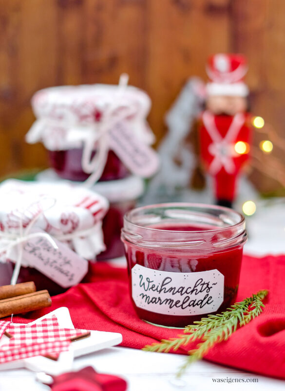 Weihnachtsmarmelade | Kirschmarmelade mit Spekulatiusgewürz & Rum. Weihnachtsmarmelade | Kirschmarmelade mit Spekulatiusgewürz & Rum.