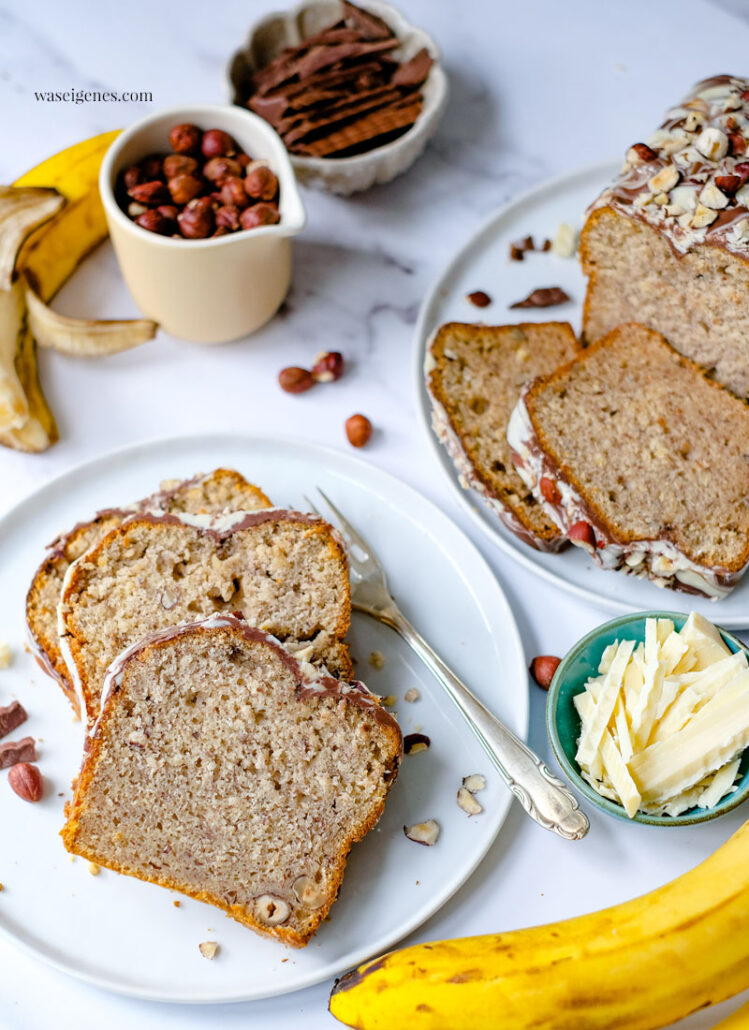 Bananen-Nuss-Kuchen mit Schokoglasur | waseigenes.com