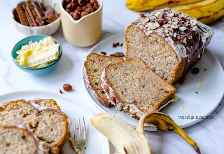 Bananen-Nuss-Kuchen mit Schokoglasur | waseigenes.com Bananen-Nuss-Kuchen mit Schokoglasur | waseigenes.com