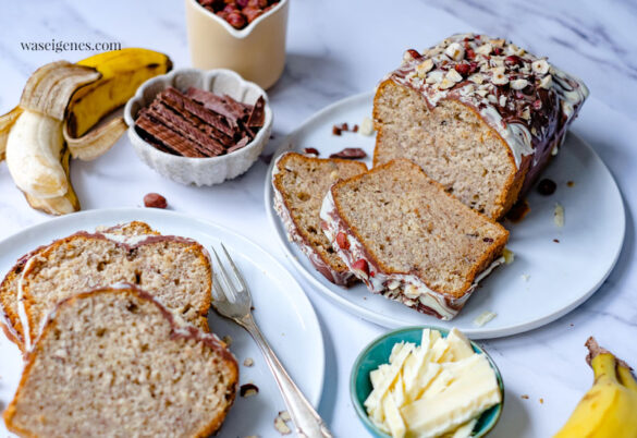 Bananen-Nuss-Kuchen mit Schokoglasur | waseigenes.com Bananen-Nuss-Kuchen mit Schokoglasur | waseigenes.com