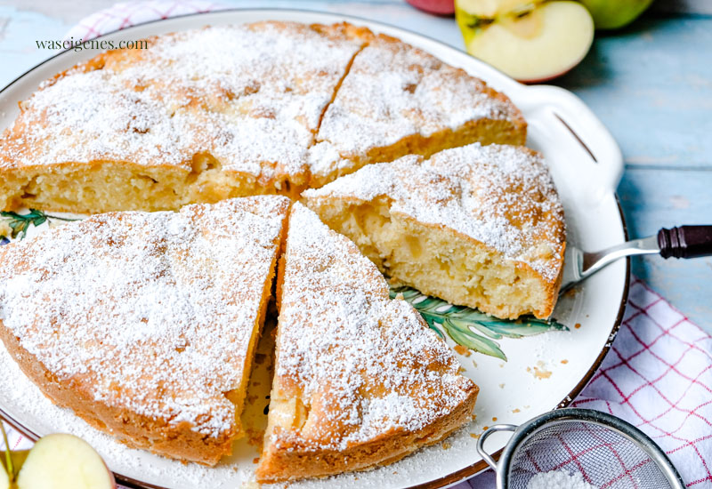 Rezept: Ganz einfacher Apfelkuchen in der Springform gebacken, Was backe ich heute? Einfache und leckere Kuchenrezepte von waseigenes.com