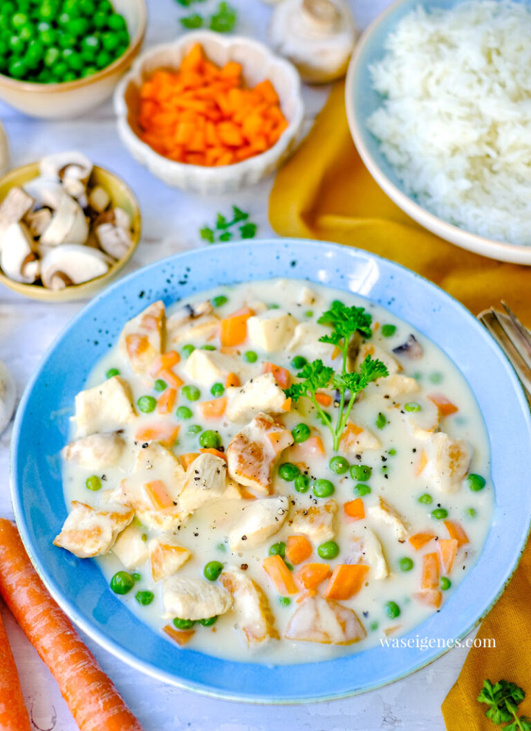 Hühnerfrikassee | Reis - köstliches Familienessen waseigenes.com Hühnerfrikassee | Reis - köstliches Familienessen waseigenes.com