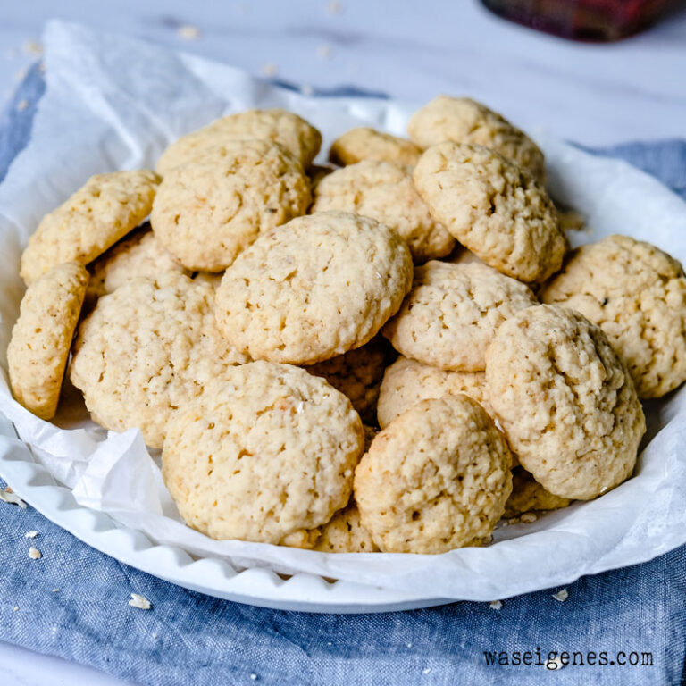 Haferkekse - Rezept für einfache & knusprige Kekse Haferkekse - Rezept für einfache & knusprige Kekse