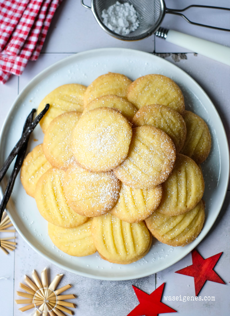 Rezept: Puddingplätzchen - ganz einfache Plätzchen mit Puddingpulver gebacken, zarte Textur, vanillig und buttriger Geschmack | waseigenes.com