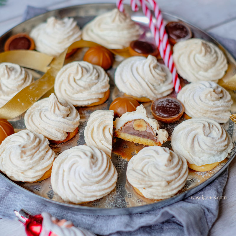 Rezept: Feenküsse - Mürbeteigplätzchen mit Schoko-Karamell-Kern und Baiserhaube, Weihnachtsplätzchen, waseigenes.com 