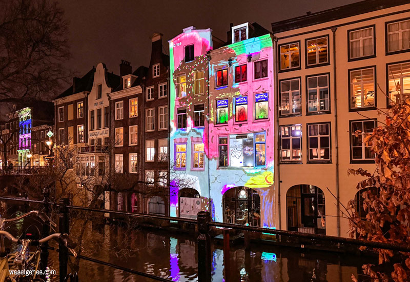 Utrecht - die bunte Stadt | Lichtprojektionen im Dezember und Januar | beleuchtete Häuserfassaden | waseigenes.com