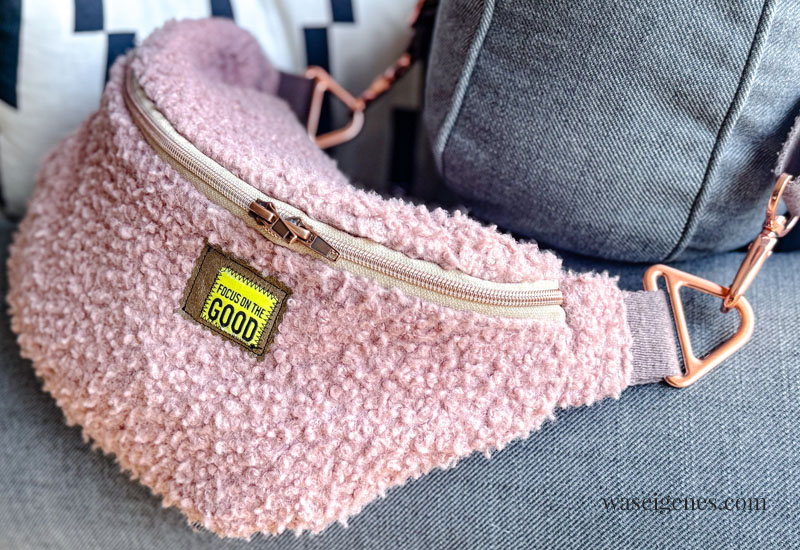 DIY Bauchtasche selber naehen aus Boucle Stoff, waseigenes.com 