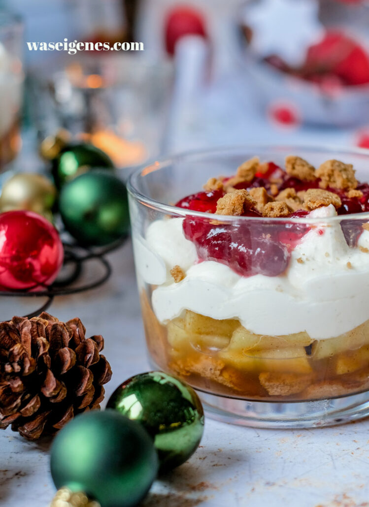 Rezept: Spekulatius Tiramisu mit Apfelkompott und Preiselbeeren | ganz einfach, grandios lecker und das beste Dessert für Weihnachten | waseigenes.com