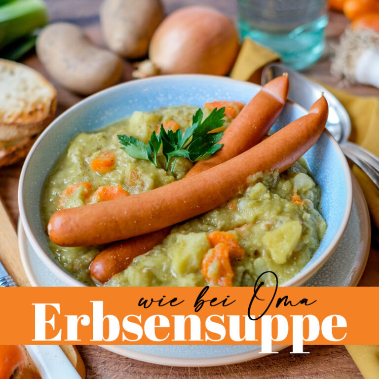 Französische Zwiebelsuppe mit überbackenen Baguettescheiben