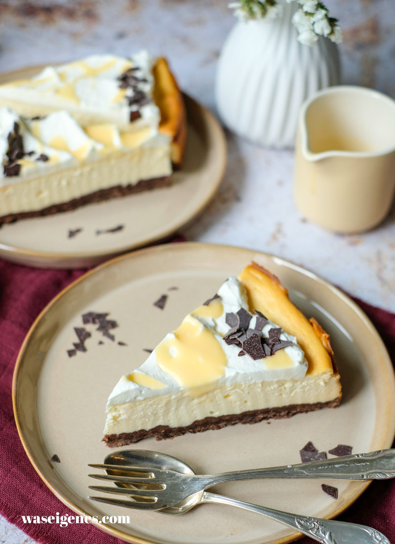 Cremiger Eierlikör-Käsekuchen mit Kakaoboden, Quark, Frischkäse, Mascarpone & Eierlikör! Perfekt für Ostern oder besondere Anlässe | Was backe ich heute? waseigenes.com