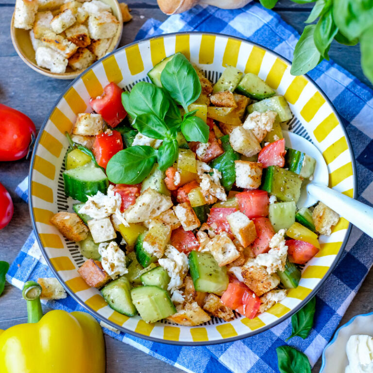 Verwunderlich Brotsalat Rezept Einfach Ebenbild