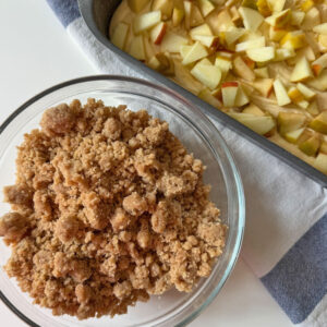 So geht's: Apfelkuchen mit Zimtstreuseln | waseigenes.com