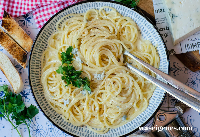 Spaghetti mit Gorgonzola-Soße – cremiges Wohlfühlessen in 20 Minuten