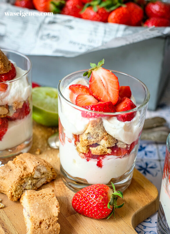 Erdbeer-Dessert im Glas mit Cantuccini, Mascarpone & Ricotta | waseigenes.com