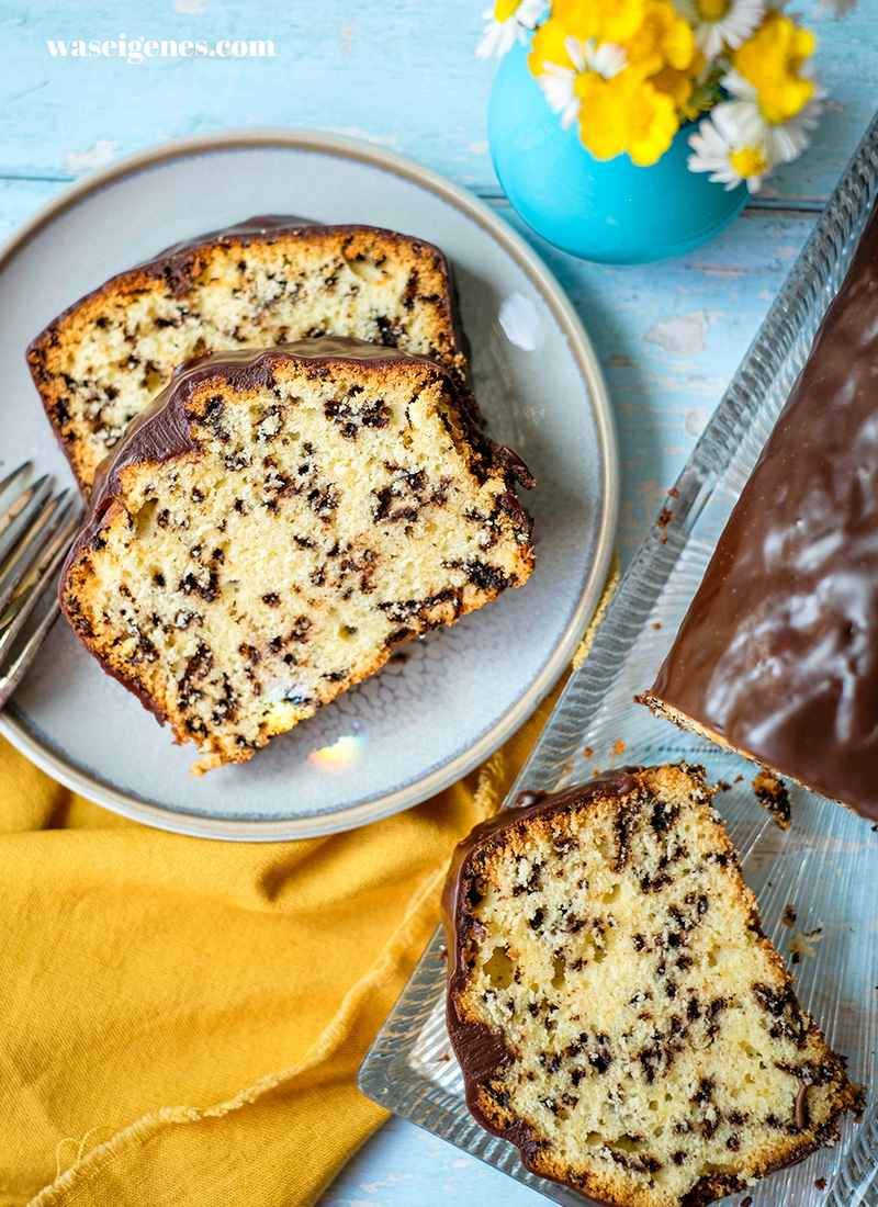 Rezept für einen saftigen Ameisenkuchen mit Schokostreuseln, Eierlikör und Schoko-Ganache | waseigenes.com