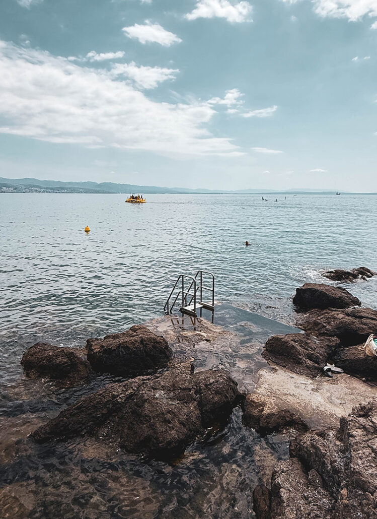 Opatija in Kroatien: prächtige Villen, die berühmte Küstenpromenade Lungomare an der Kvarner Bucht | waseigenes.com