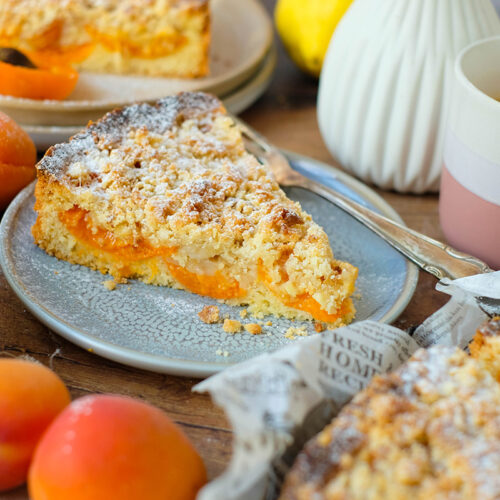 Rezept für einen einfachen Aprikosenkuchen mit Streuseln von waseigenes.com