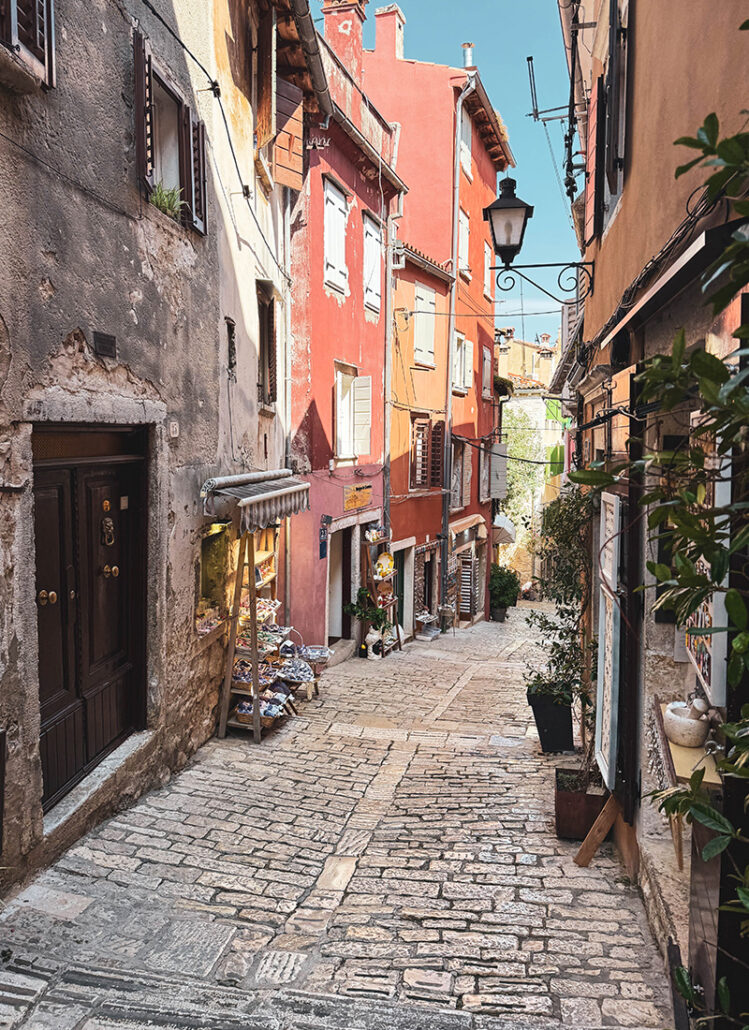 Grisia Gasse in der Altstadt von Rovinj