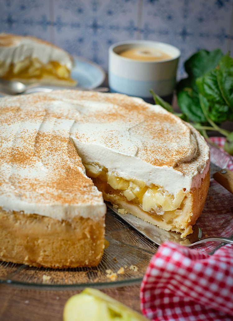 Rezept: Apfel-Schmand-Kuchen mit Mürbeteig, Vanillepudding und Sahne-Schmand-Creme | waseigenes.com